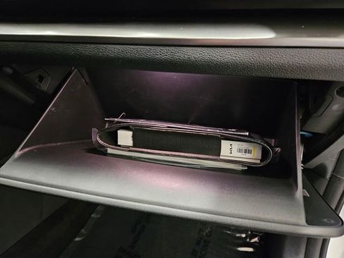 Used 2025 Kia Sportage EX image 20