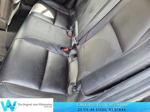 Used 2020 MAZDA MAZDA3 Hatchback w/ Premium Package image 11