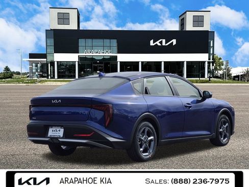 New 2026 Kia K4 LXS image 5