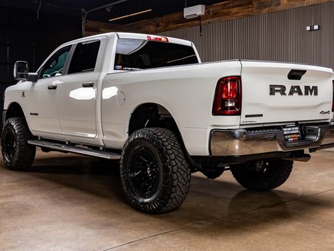 Used 2026 RAM 2500 Big Horn AWD/4WD image 7