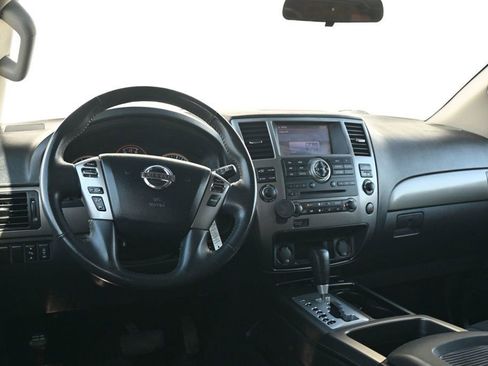 Used 2015 Nissan Armada SV image 8