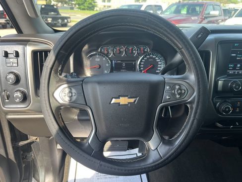 Used 2018 Chevrolet Silverado 2500 LT AWD/4WD image 26