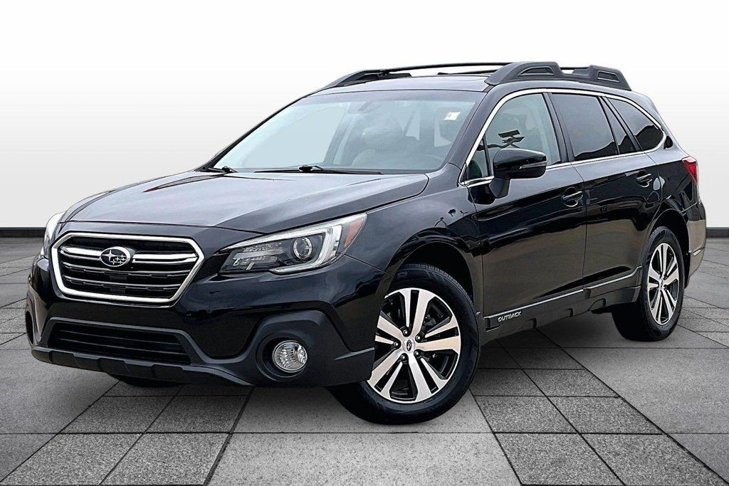 Used 2018 Subaru Outback 3.6R Limited AWD/4WD image 1