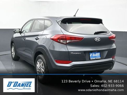 Used 2018 Hyundai Tucson SE w/ Cargo Package image 4