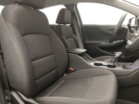 Used 2025 Chevrolet Malibu LS FWD image 21