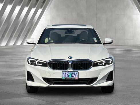 Used 2024 BMW 330i xDrive Sedan w/ Convenience Package AWD/4WD image 9