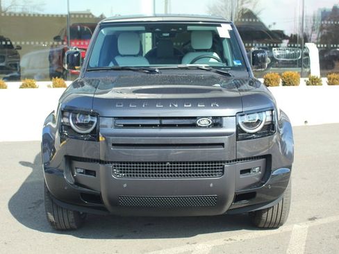 New 2026 Land Rover Defender 130 X-Dynamic SE AWD/4WD image 8