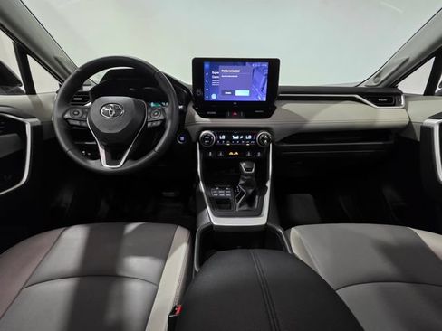 Used 2023 Toyota RAV4 XLE Premium AWD/4WD image 14