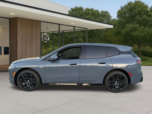 New 2026 BMW iX xDrive45 w/ M Sport Package AWD/4WD image 13