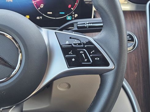 Certified 2025 Mercedes-Benz C 300 Sedan image 28