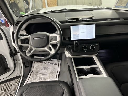 Used 2025 Land Rover Defender 110 S AWD/4WD image 11