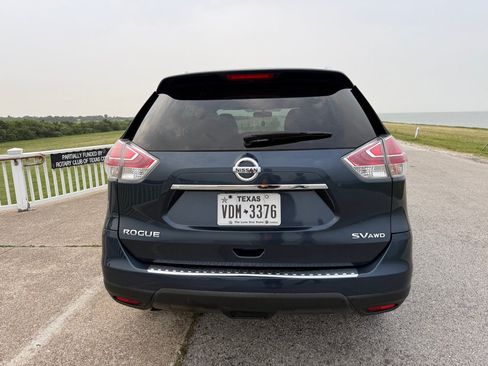 Used 2015 Nissan Rogue SV AWD/4WD image 6