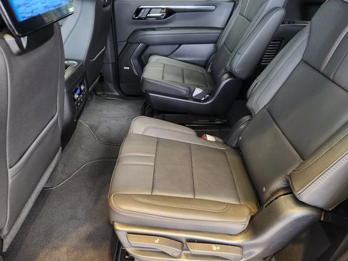 New 2025 Chevrolet Suburban RST w/ RST Capability Package image 21