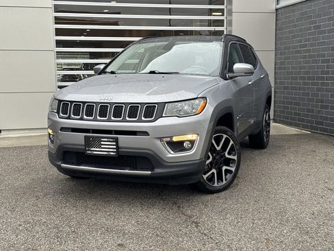 Used 2018 Jeep Compass Limited w/ Navigation Group AWD/4WD image 1