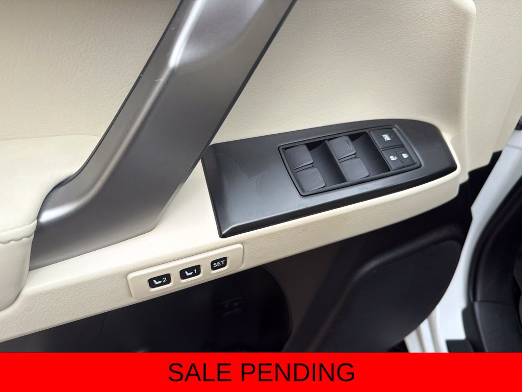 Used 2023 Lexus GX 460 Premium AWD/4WD image 16