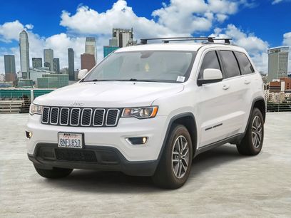 Used 2019 Jeep Grand Cherokee Laredo w/ Laredo X Package