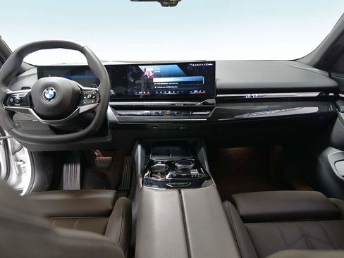 Certified 2024 BMW 530i w/ Premium Package image 12