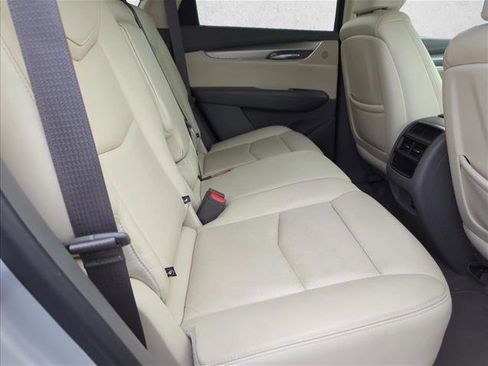 Used 2018 Cadillac XT5 Luxury image 27