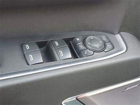 Certified 2024 Chevrolet Silverado 2500 High Country w/ High Country Premium Package image 15