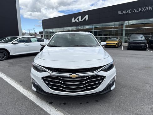 Used 2023 Chevrolet Malibu LT image 9