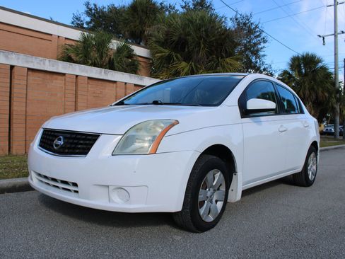 Used 2009 Nissan Sentra 2.0 w/ ABS Pkg image 2