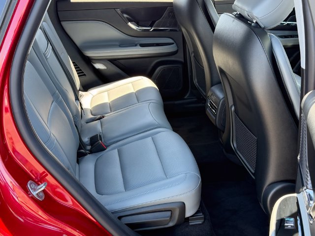 Used 2022 Lincoln Corsair AWD w/ Equipment Group 101A image 25
