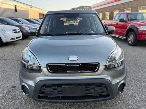 Used 2013 Kia Soul image 2