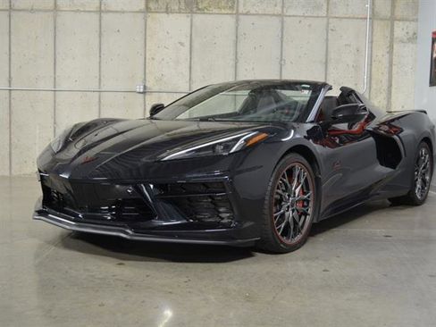 Used 2023 Chevrolet Corvette Stingray Premium Conv w/ Z51 Performance Package image 4