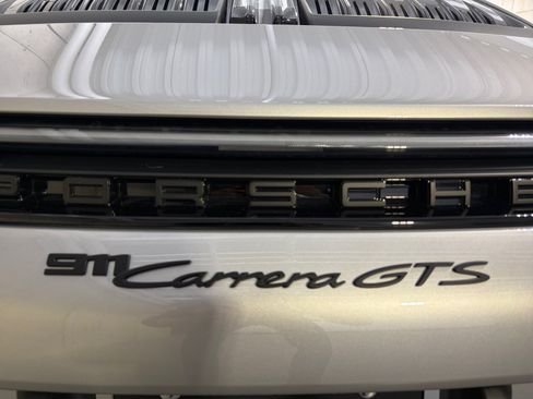 Certified 2025 Porsche 911 Carrera GTS RWD image 17