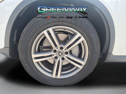 Used 2020 Mercedes-Benz GLC 300 4MATIC image 33