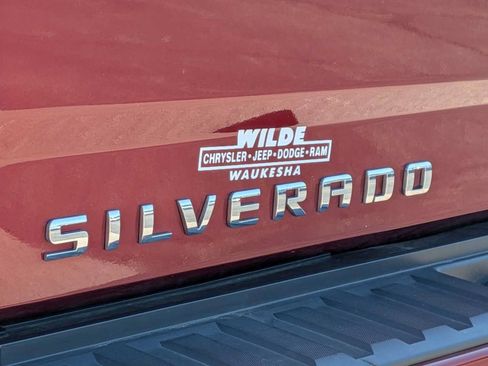 Used 2017 Chevrolet Silverado 1500 LT w/ All Star Edition AWD/4WD image 11
