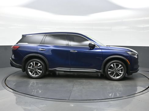 Used 2023 INFINITI QX60 Luxe w/ Cargo Package AWD/4WD image 7