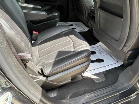 Used 2013 GMC Acadia Denali FWD image 11