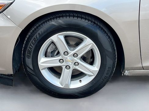Used 2024 Chevrolet Malibu LS FWD image 28