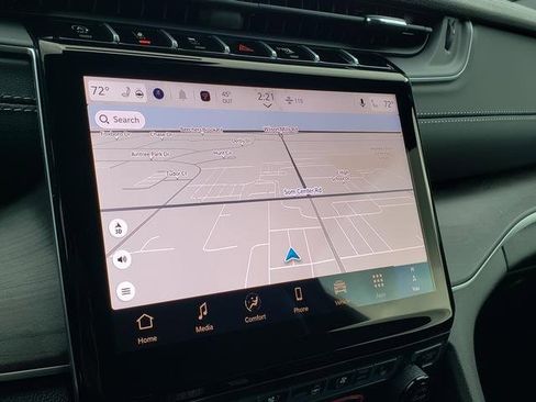 New 2025 Jeep Grand Cherokee Limited w/ Luxury Tech Group II image 10