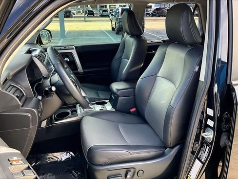 Used 2023 Toyota 4Runner SR5 Premium w/ Moonroof Package image 8