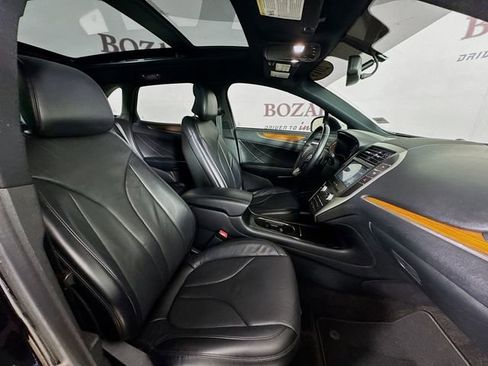 Used 2019 Lincoln MKC Reserve image 33