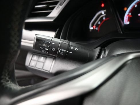 Used 2020 Honda Civic Sport image 21