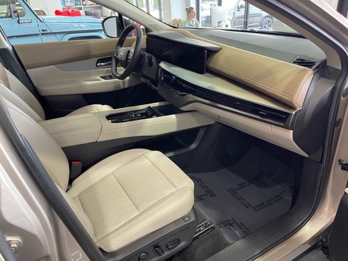 Used 2025 Nissan Murano Platinum w/ Cargo Package image 44