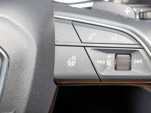 Used 2023 Audi Q5 2.0T Premium w/ Convenience Package image 29