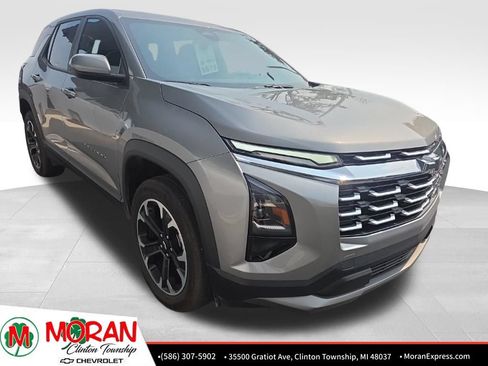 Used 2026 Chevrolet Equinox LT w/ Convenience Package II AWD/4WD image 2