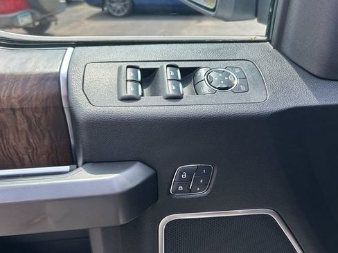 Used 2018 Ford F150 Limited AWD/4WD image 17