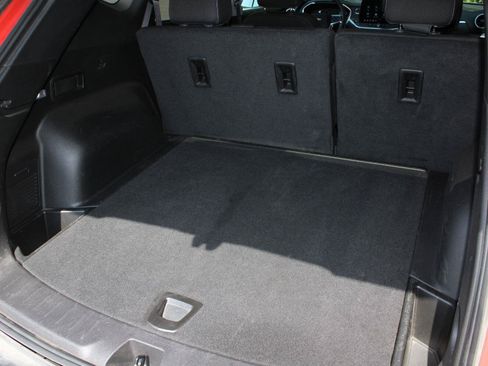 Used 2025 Chevrolet Blazer LT AWD/4WD image 8