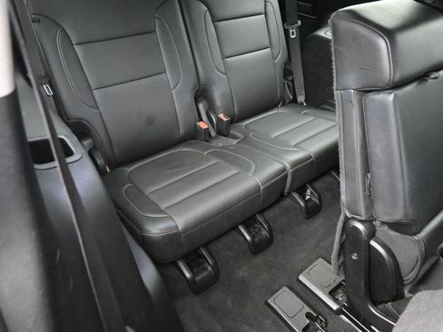 Used 2023 GMC Acadia SLT image 10