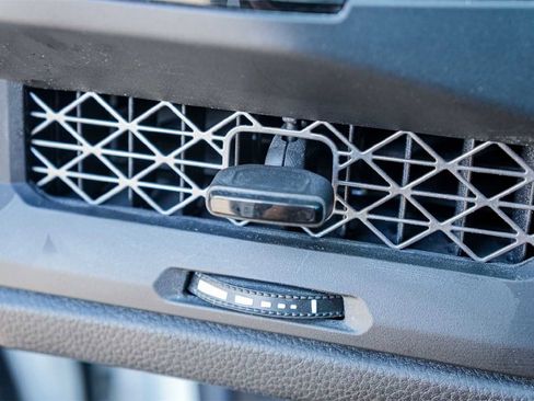 Certified 2025 Honda Accord LX image 28