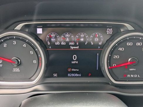 Used 2019 Chevrolet Silverado 1500 High Country w/ Technology Package AWD/4WD image 28