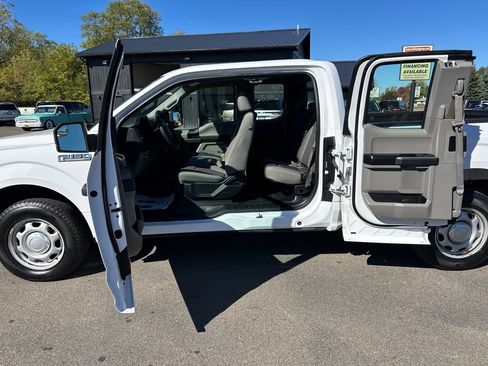 Used 2018 Ford F150 XL w/ Equipment Group 101A Mid image 18