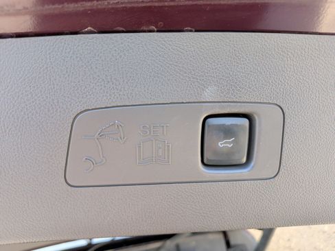 Used 2020 Lincoln Corsair Reserve w/ Appearance Package image 40