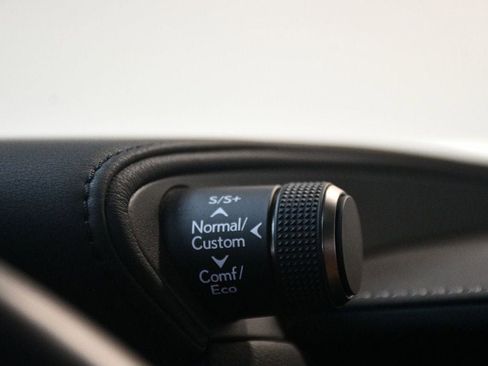 Used 2023 Lexus LS 500 w/ Accessory Package (Z2) image 70