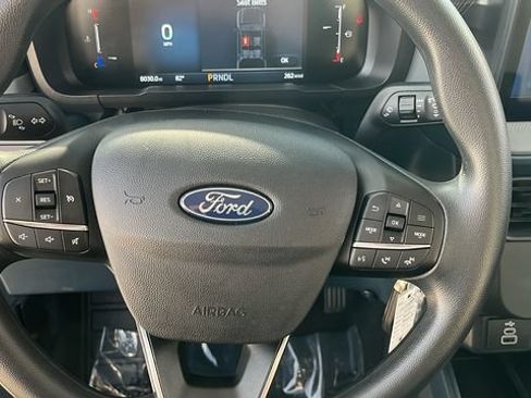 Used 2025 Ford Maverick XL w/ Equipment Group 101A AWD/4WD image 7
